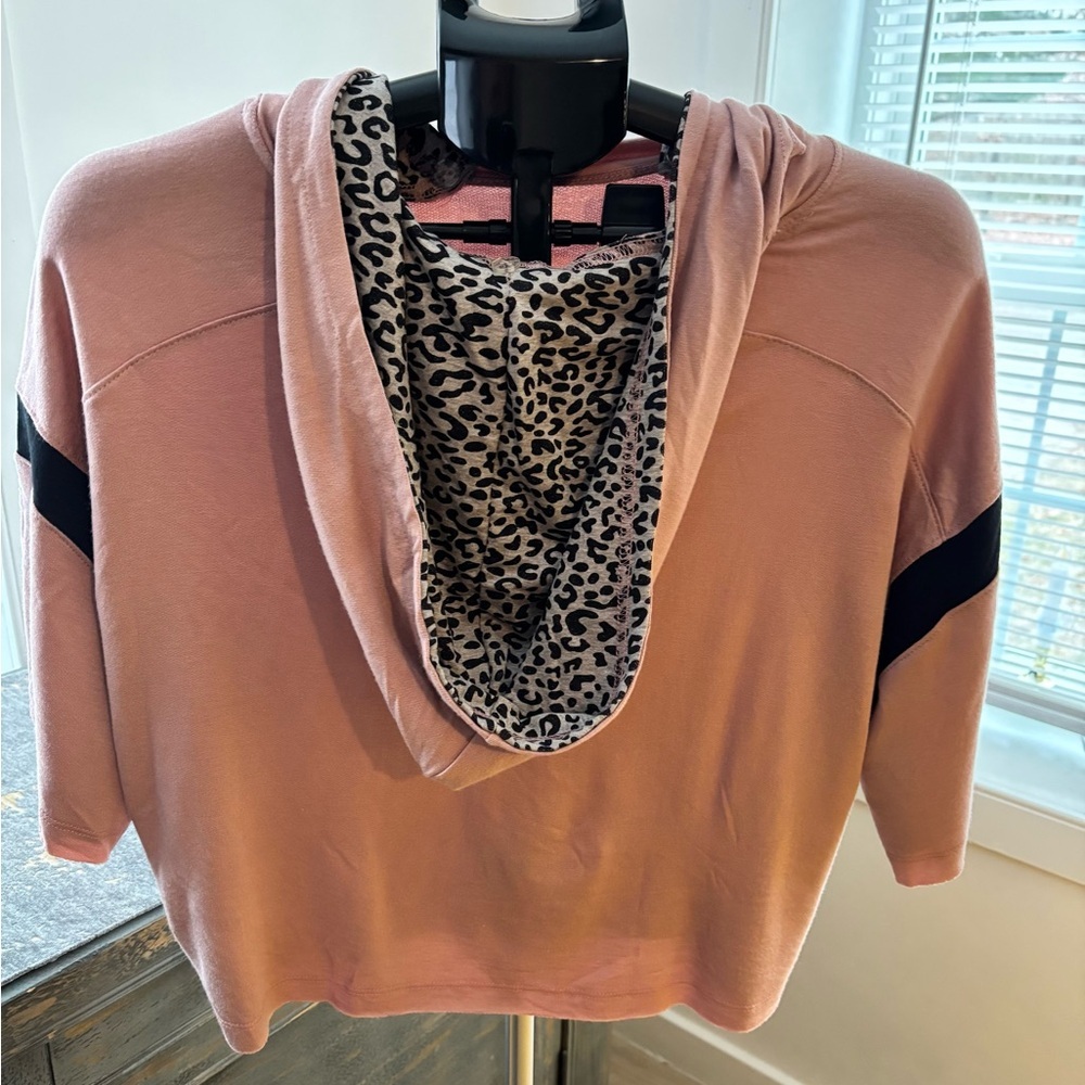 Ink, Love and Peace 
Women’s Boxy color block hoodie with removable hood